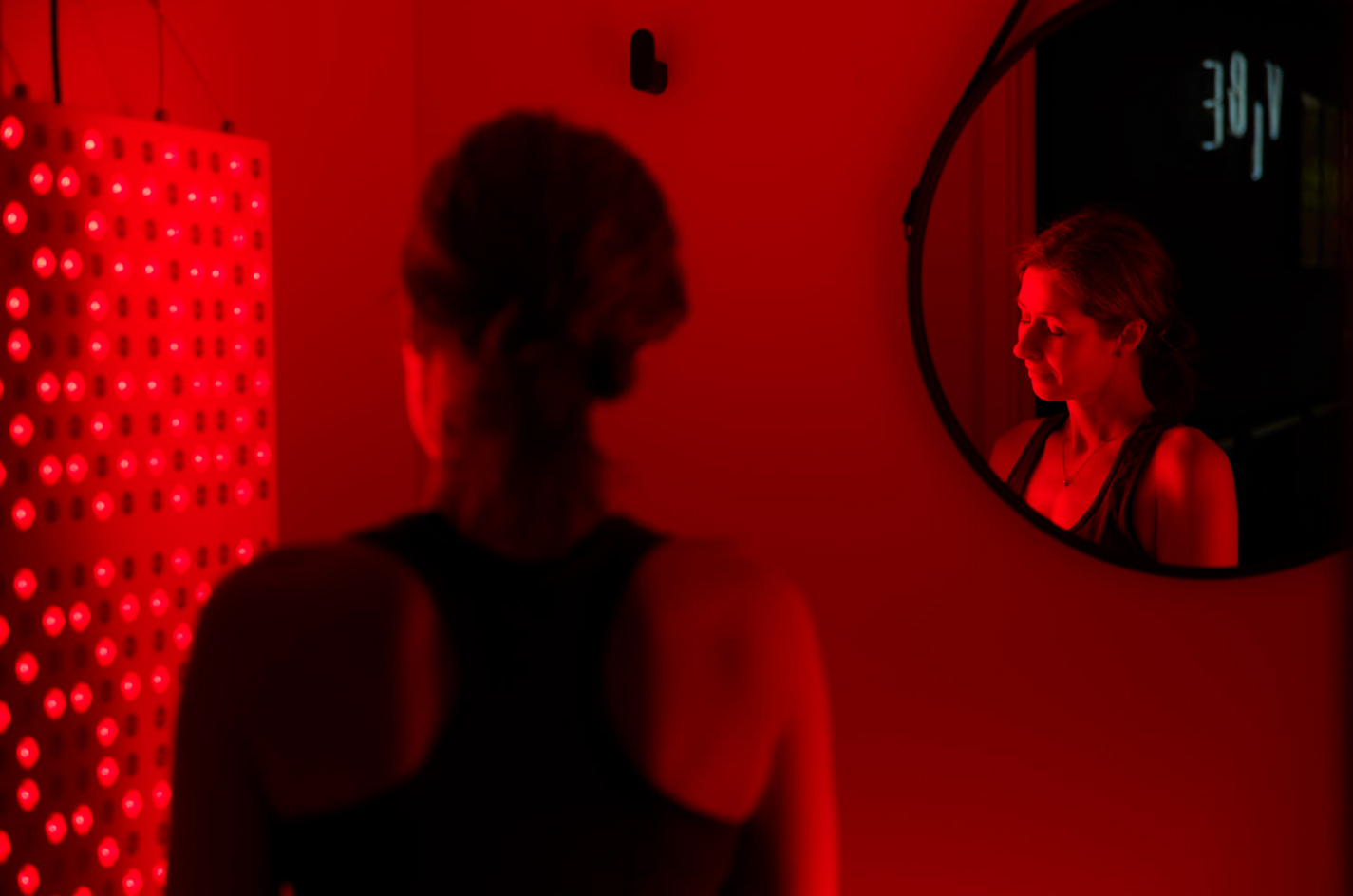 Amazing Health Benefits of Red Light Therapy